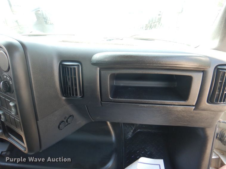 image for item JF9121 2007 Chevrolet C4500  dump truck