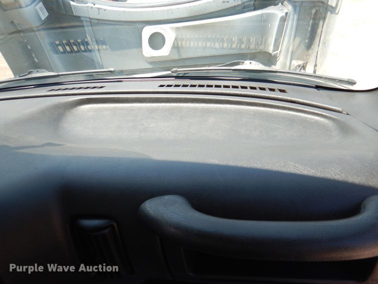 image for item JF9121 2007 Chevrolet C4500  dump truck