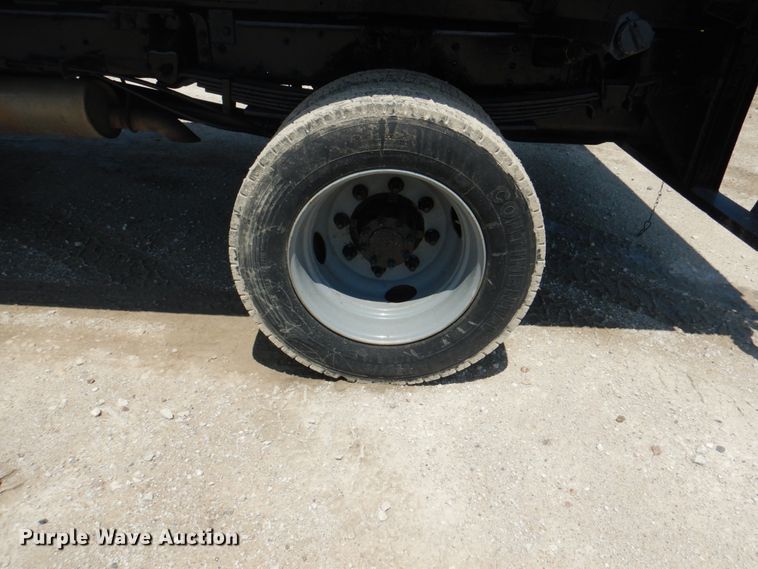 image for item JF9121 2007 Chevrolet C4500  dump truck