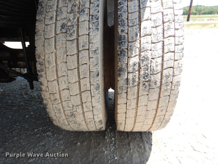 image for item JF9121 2007 Chevrolet C4500  dump truck