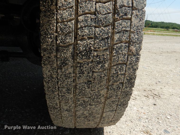 image for item JF9121 2007 Chevrolet C4500  dump truck