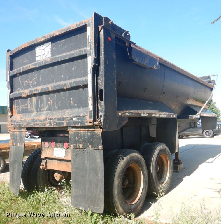 image for item JF9132 1988 Fruehauf DB5-ND2-F2-22-7.5  end dump trailer