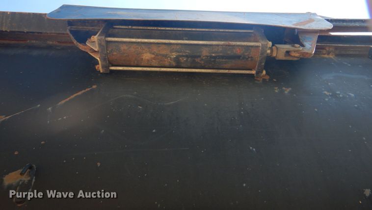 image for item JF9132 1988 Fruehauf DB5-ND2-F2-22-7.5  end dump trailer