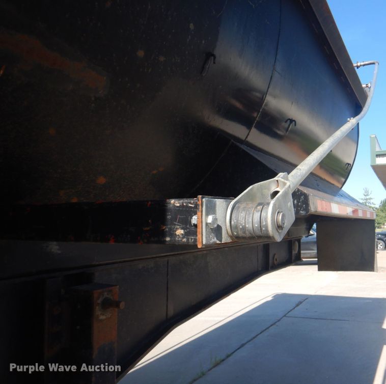 image for item JF9132 1988 Fruehauf DB5-ND2-F2-22-7.5  end dump trailer