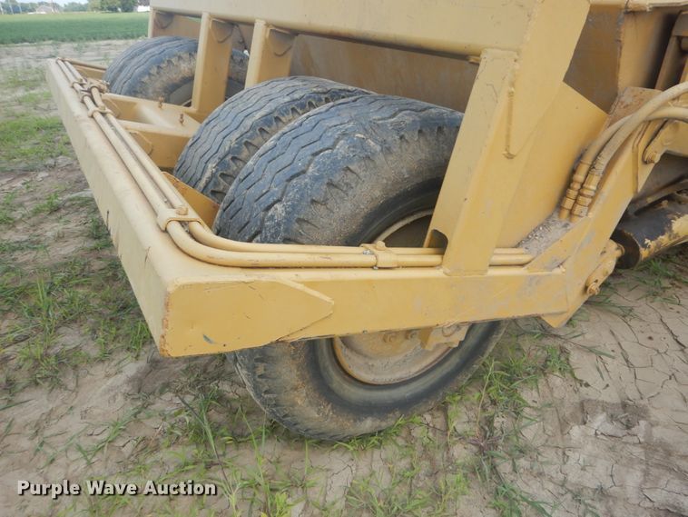 image for item JI9646 1989 Reynolds 14C  scraper