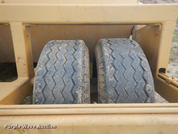 image for item JI9646 1989 Reynolds 14C  scraper