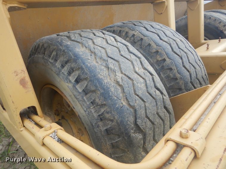 image for item JI9646 1989 Reynolds 14C  scraper