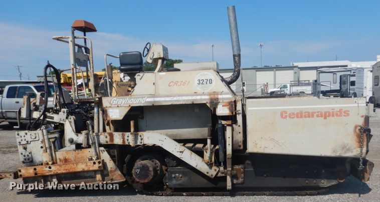 image for item JI9654 1998 Cedarapids CR361  paver