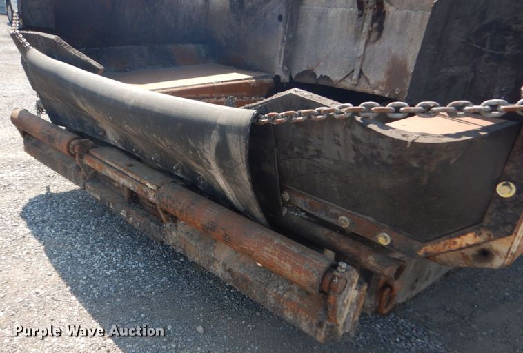 image for item JI9654 1998 Cedarapids CR361  paver