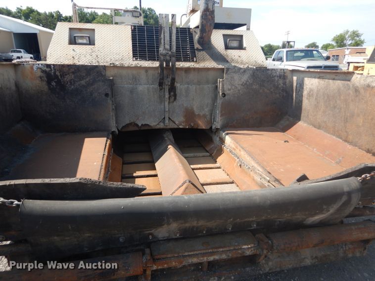 image for item JI9654 1998 Cedarapids CR361  paver