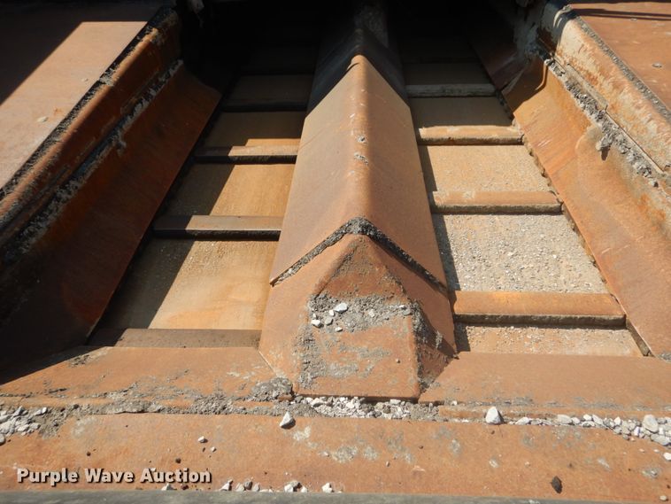 image for item JI9654 1998 Cedarapids CR361  paver