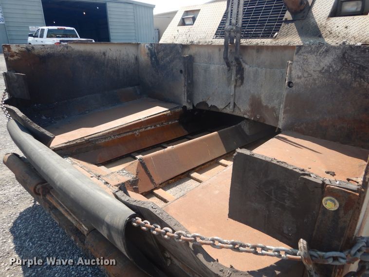 image for item JI9654 1998 Cedarapids CR361  paver