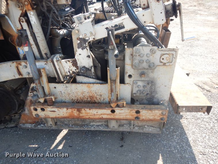 image for item JI9654 1998 Cedarapids CR361  paver