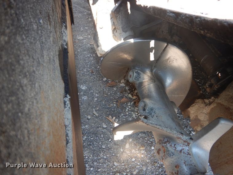 image for item JI9654 1998 Cedarapids CR361  paver