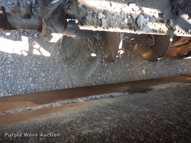 image for item JI9654 1998 Cedarapids CR361  paver