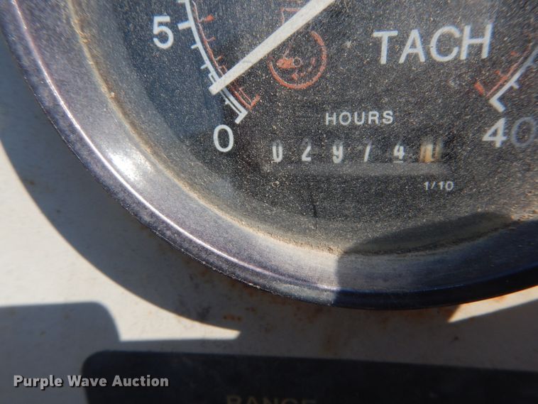 image for item JI9654 1998 Cedarapids CR361  paver