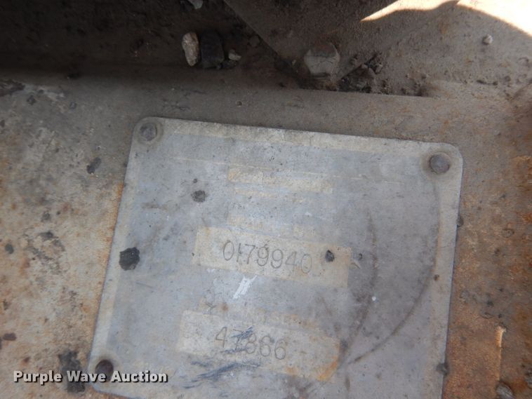 image for item JI9654 1998 Cedarapids CR361  paver