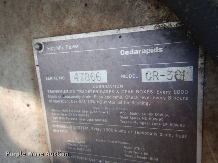 image for item JI9654 1998 Cedarapids CR361  paver