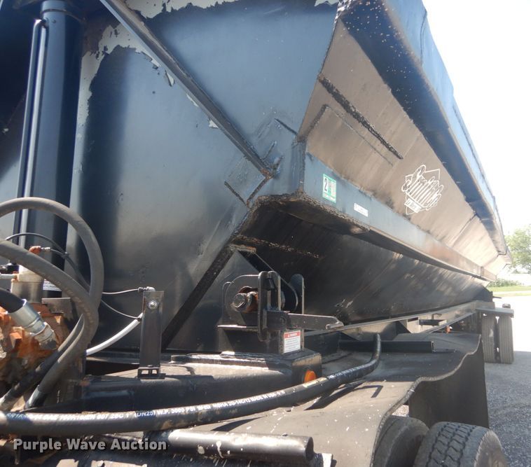 image for item JI9655 1998 Smith Co  side dump trailer