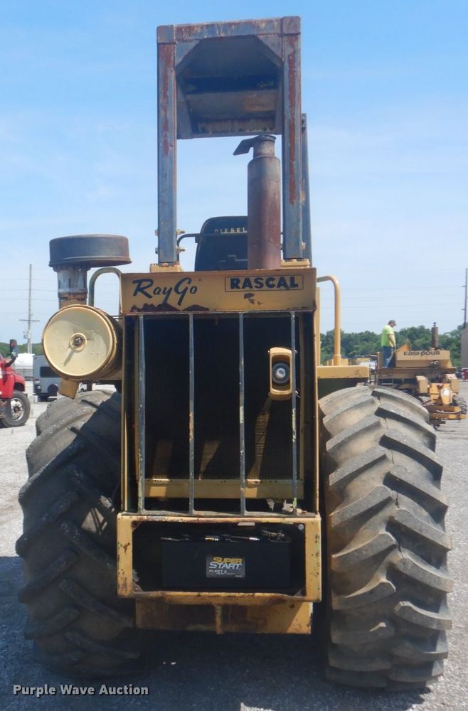 image for item JI9656 Raygo 420-C  single drum vibratory roller