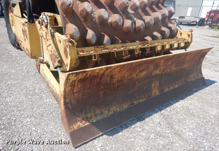 image for item JI9656 Raygo 420-C  single drum vibratory roller