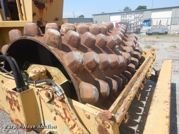 image for item JI9656 Raygo 420-C  single drum vibratory roller