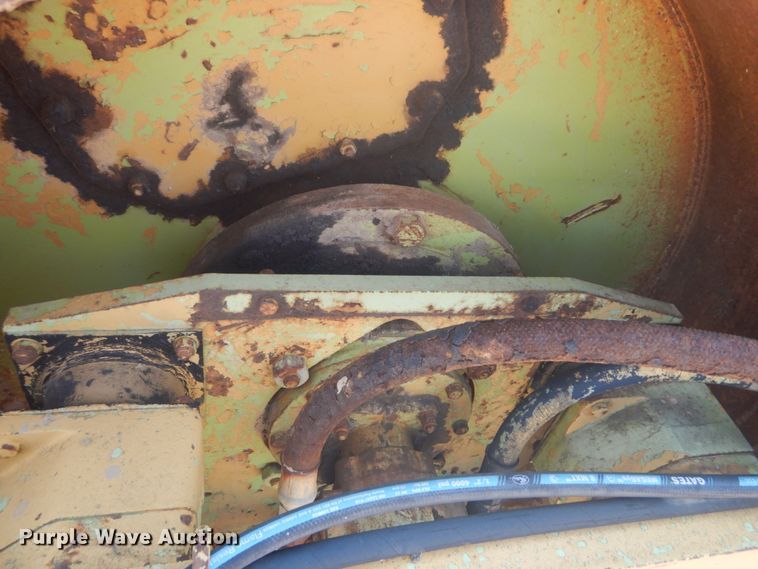 image for item JI9656 Raygo 420-C  single drum vibratory roller