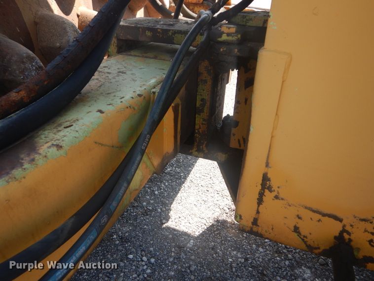 image for item JI9656 Raygo 420-C  single drum vibratory roller