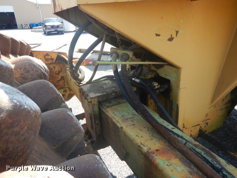 image for item JI9656 Raygo 420-C  single drum vibratory roller