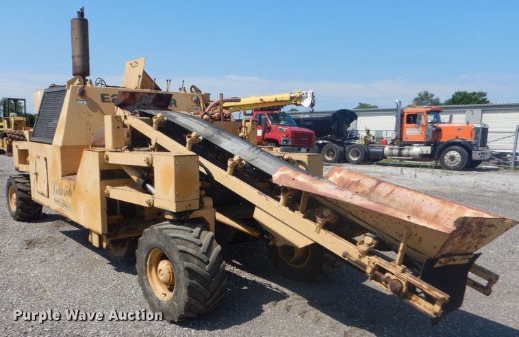 image for item JI9657 Easi-pour  curb machine