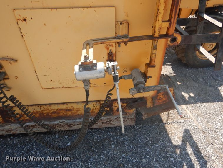 image for item JI9657 Easi-pour  curb machine