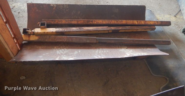 image for item JI9657 Easi-pour  curb machine