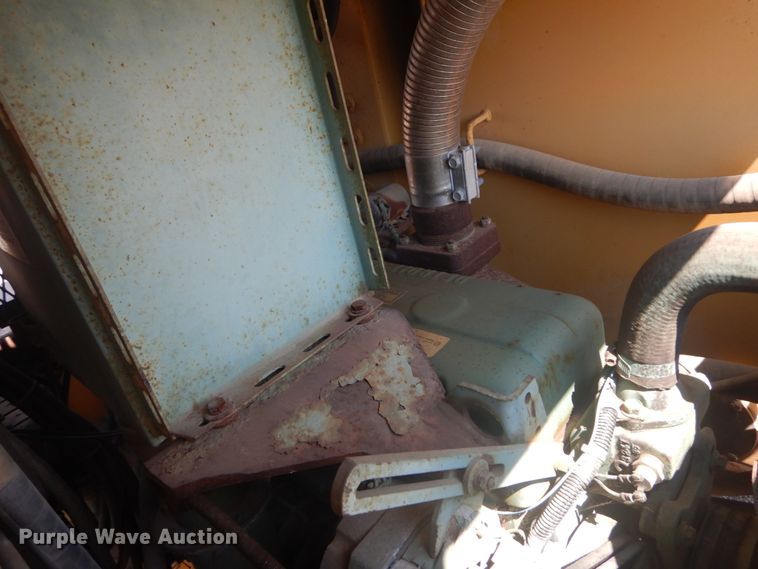 image for item JI9657 Easi-pour  curb machine