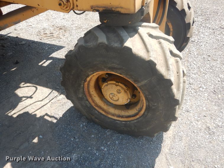 image for item JI9657 Easi-pour  curb machine