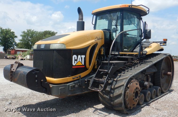 image for item JY9747 2006 Challenger MT865B  tractor