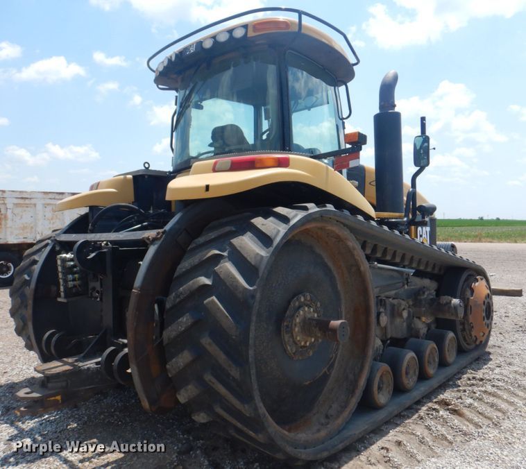 image for item JY9747 2006 Challenger MT865B  tractor