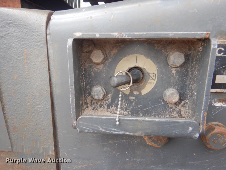 image for item JY9747 2006 Challenger MT865B  tractor