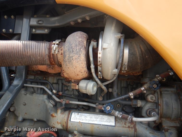 image for item JY9747 2006 Challenger MT865B  tractor