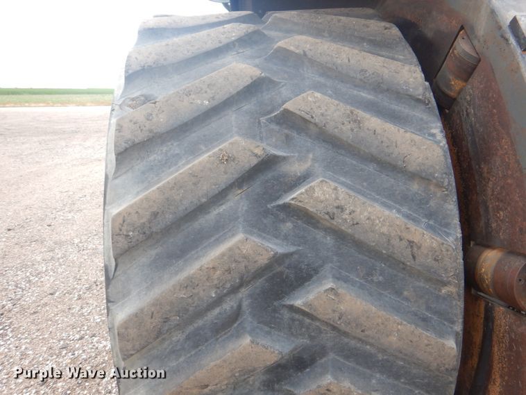 image for item JY9747 2006 Challenger MT865B  tractor