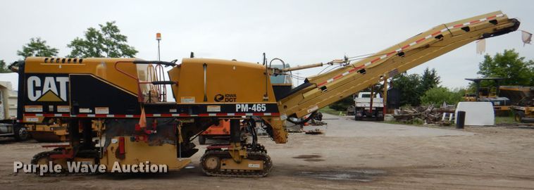 image for item JY9808 1999 Caterpillar PM-465  milling machine