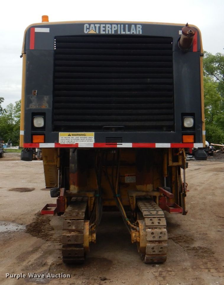 image for item JY9808 1999 Caterpillar PM-465  milling machine