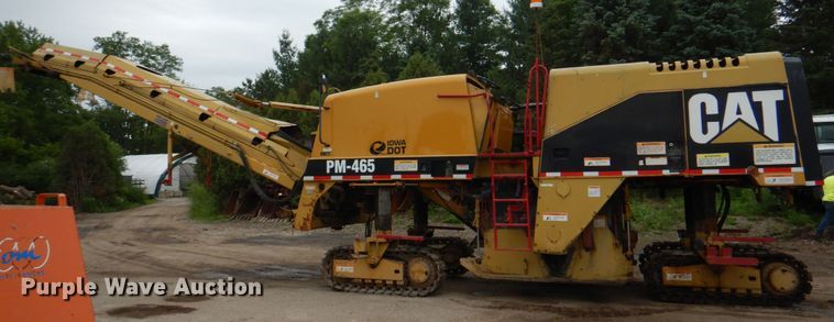 image for item JY9808 1999 Caterpillar PM-465  milling machine