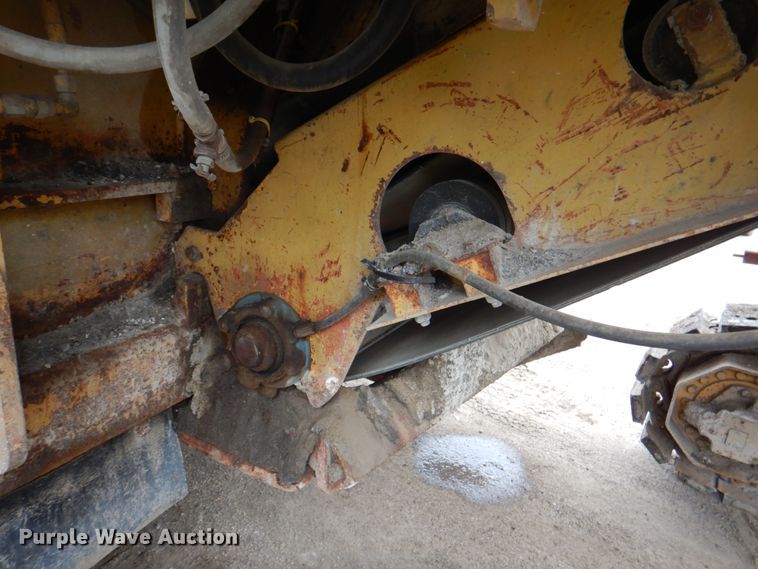 image for item JY9808 1999 Caterpillar PM-465  milling machine