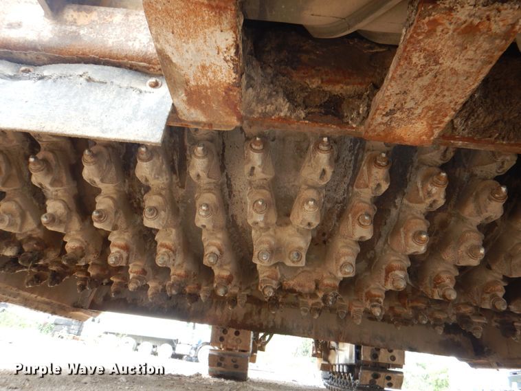 image for item JY9808 1999 Caterpillar PM-465  milling machine