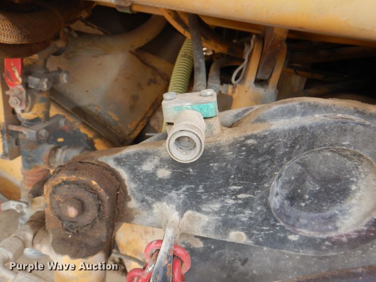 image for item JY9808 1999 Caterpillar PM-465  milling machine