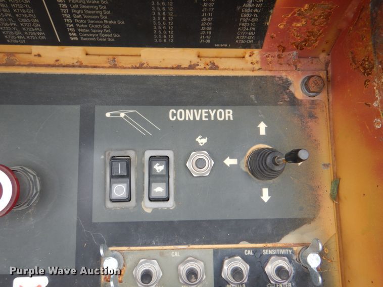 image for item JY9808 1999 Caterpillar PM-465  milling machine