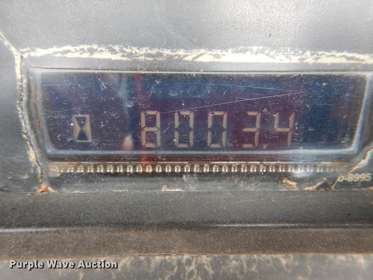 image for item JY9808 1999 Caterpillar PM-465  milling machine