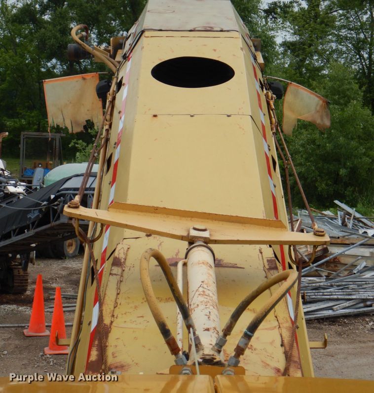 image for item JY9808 1999 Caterpillar PM-465  milling machine