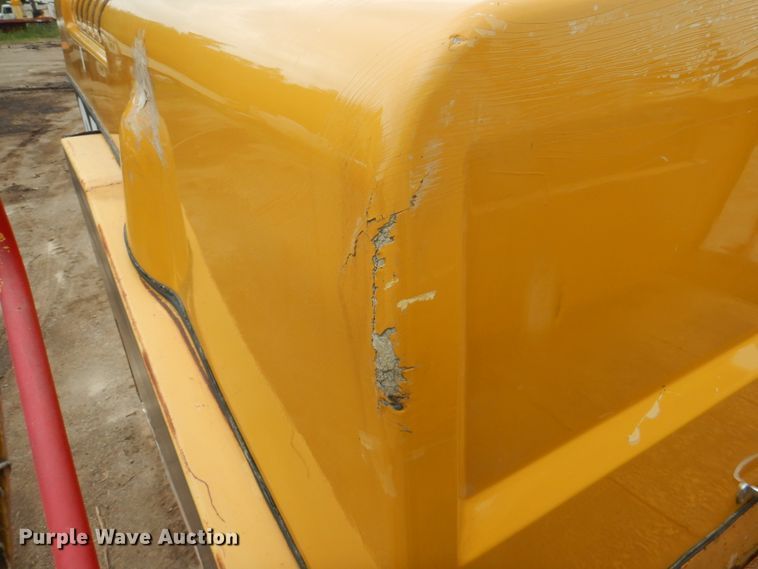 image for item JY9808 1999 Caterpillar PM-465  milling machine