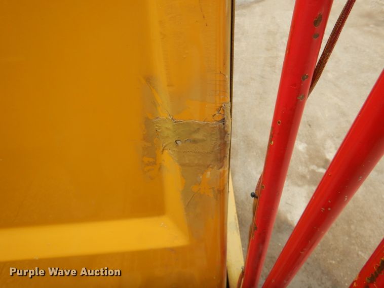 image for item JY9808 1999 Caterpillar PM-465  milling machine